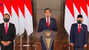 Presiden Joko Widodo Jokowi didampingi Wapres KH Maruf Amin