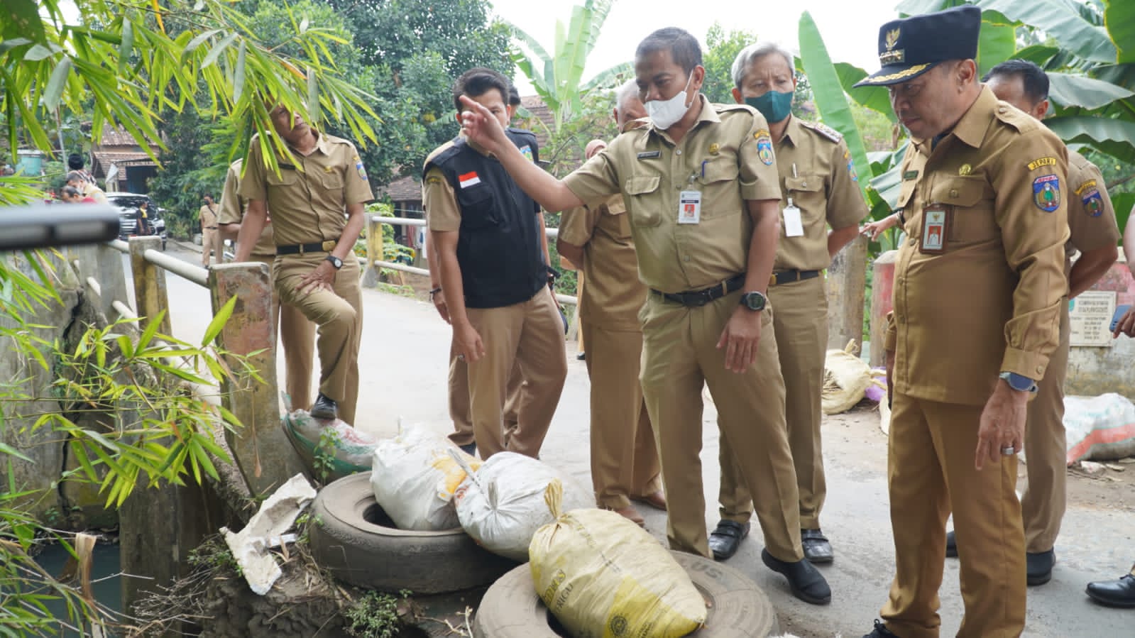 Jebol di Dua Sisi, Tanggul Jembatan Penghubung Purwogondo-Kriyan Segera Diperbaiki