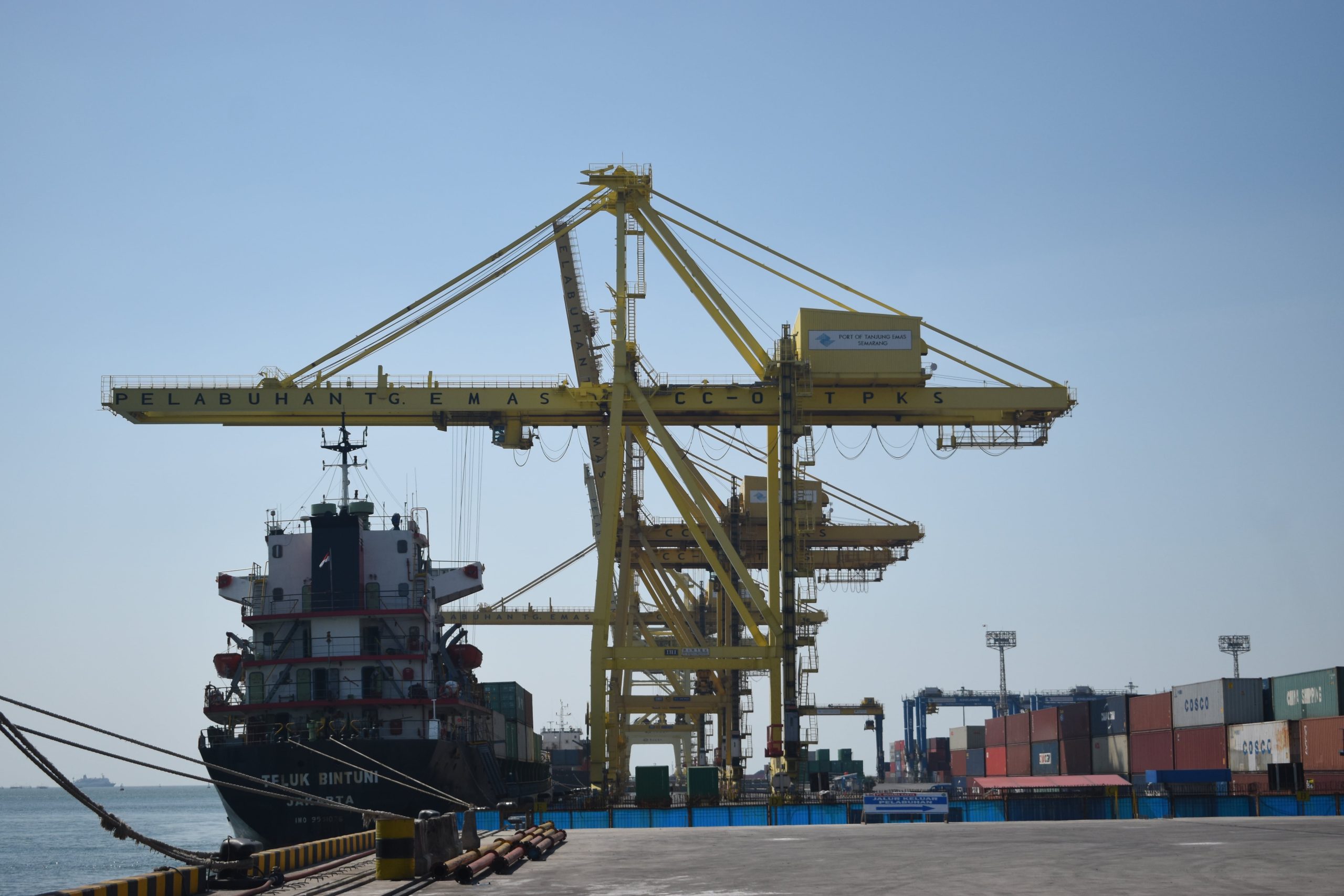 Pelabuhan Tanjung Mas (dokumen pribadi)