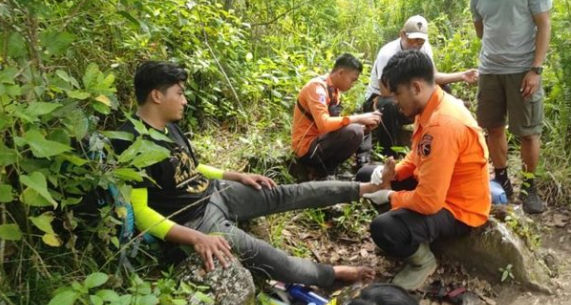 Dua pendaki asal Kabupaten Jember yang tersesat di Gunung Lamongan, Kabupaten Lumajang, Jawa Timur berhasil ketemu