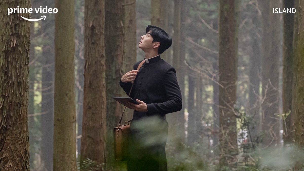 gambaran di episode 3 kali ini adalah Won Miho (Lee Da Hee) dan Yohan (Cha Eunwoo) akan memiliki misi bersama yakni mencari gadis yang hilang dari sekolah (Foto: Prime Video)