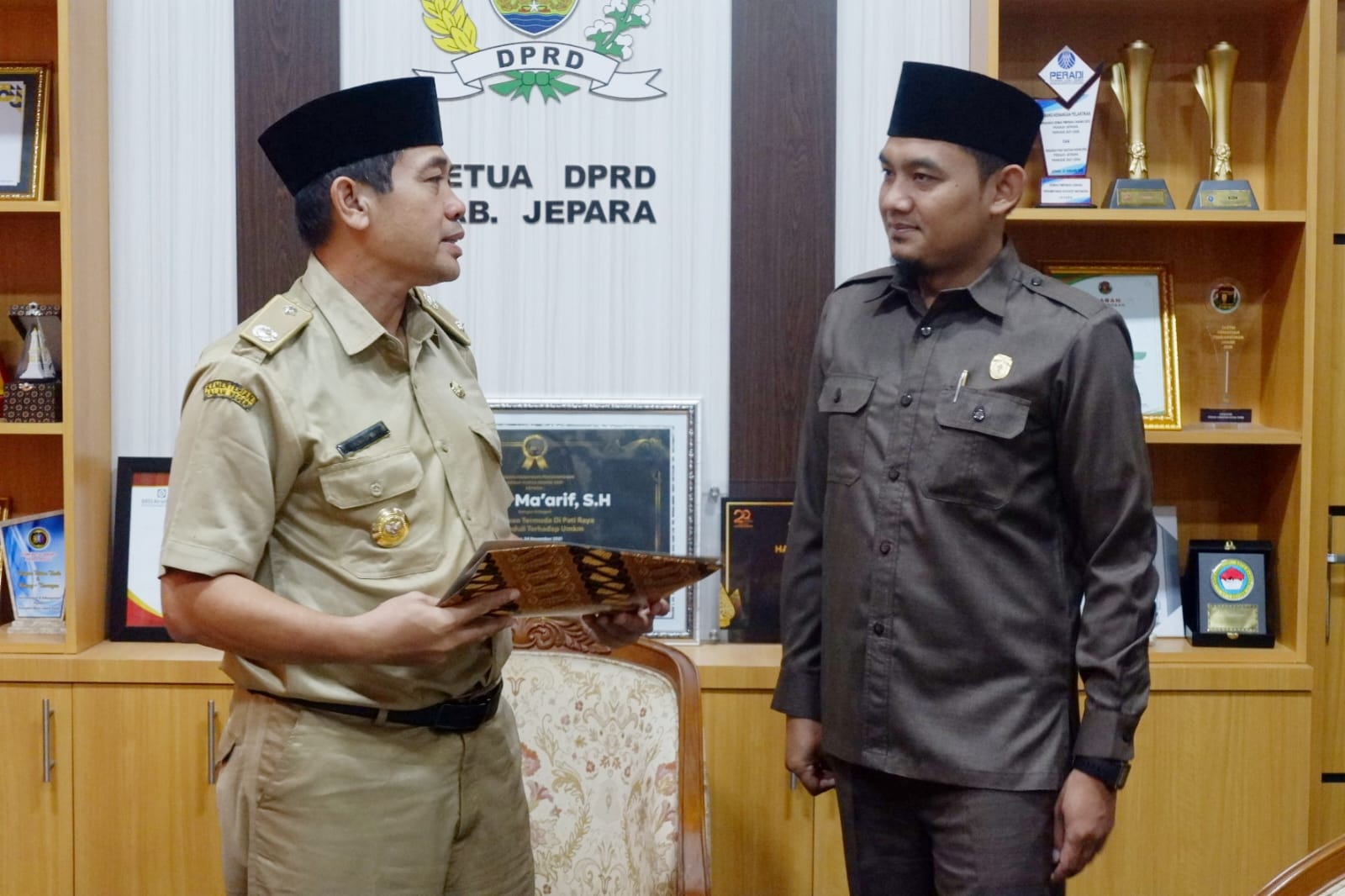 Ketua DPRD Jepara, Haizul Ma'arif atau yang akrab disapa Gus Haiz menyatakan siap mengawal keberangkatan 184 Kepala Desa se Kabupaten Jepara ke DPR RI