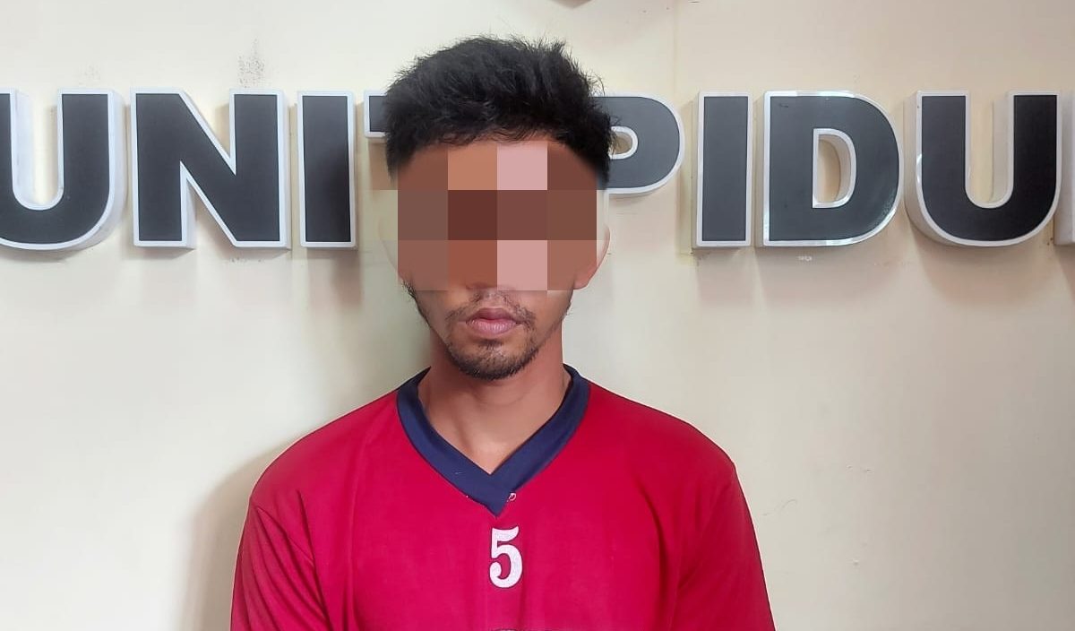 seorang pria, GS (22) warga Kecamatan Undaan, Kudus pelaku pencurian HP di Desa Bulungcangkring, Jekulo (Polres Kudus)