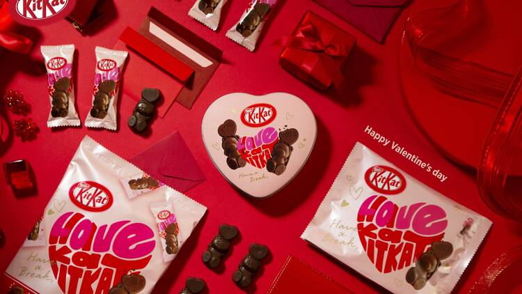 produk edisi terbatas Kitkat Heartful Bear di Jepang (TimeOut)