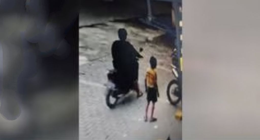 Detik-detik penculikan korban yang terekam CCTV (Foto: Realita.co)