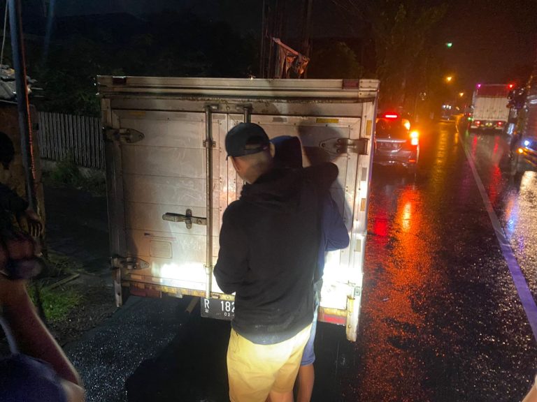 Penindakan rokok ilegal di Kudus dan Demak oleh Bea Cukai Kudus (Foto: Joglo Jateng)