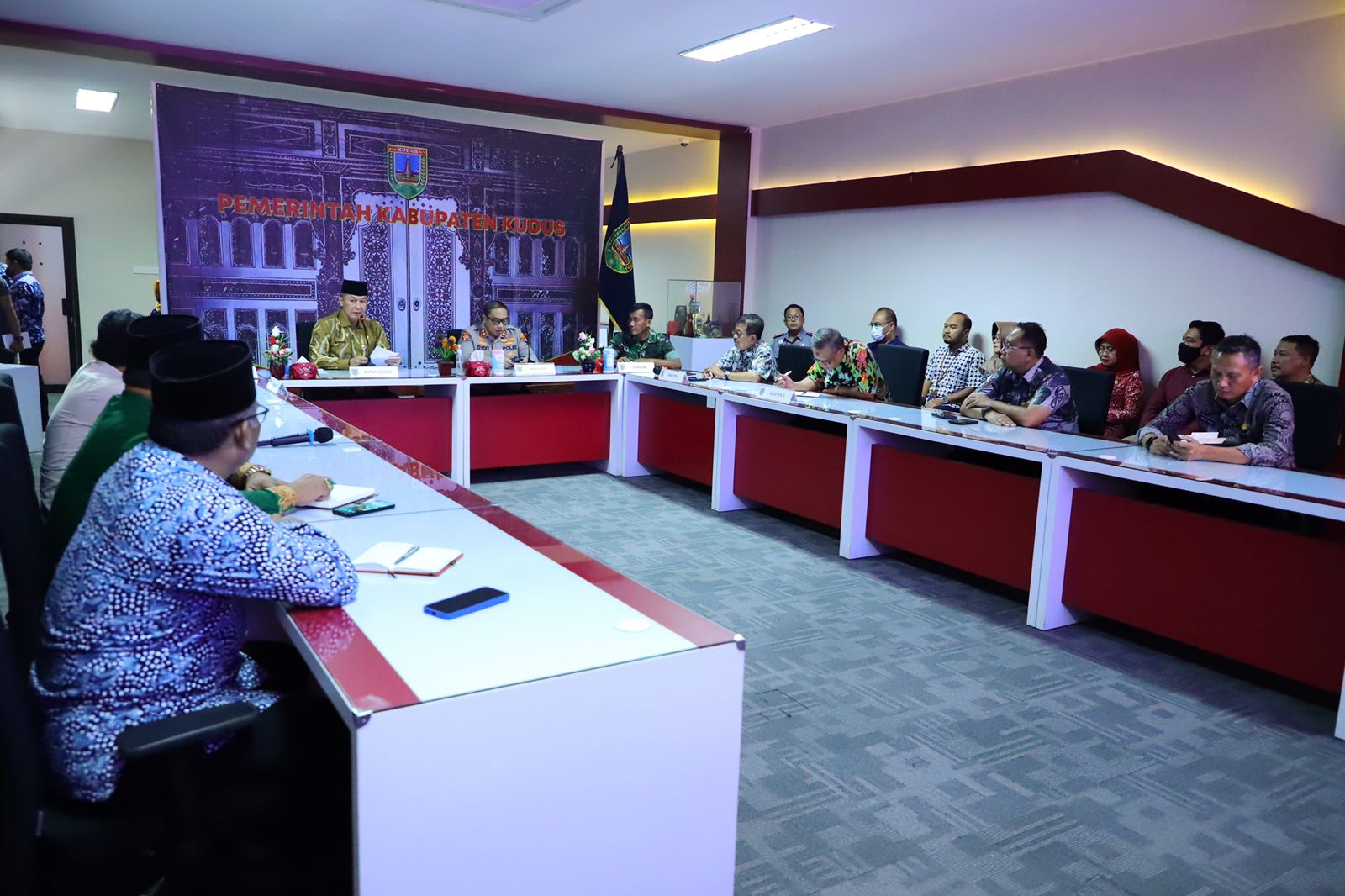 Rapar koordinasi Persiapan Lebaran di Command Center Diskomindo Kudus (5/4) membahas antisipasi mudik hingga kriminalitas di lebaran tahun ini (Foto: Istimewa)