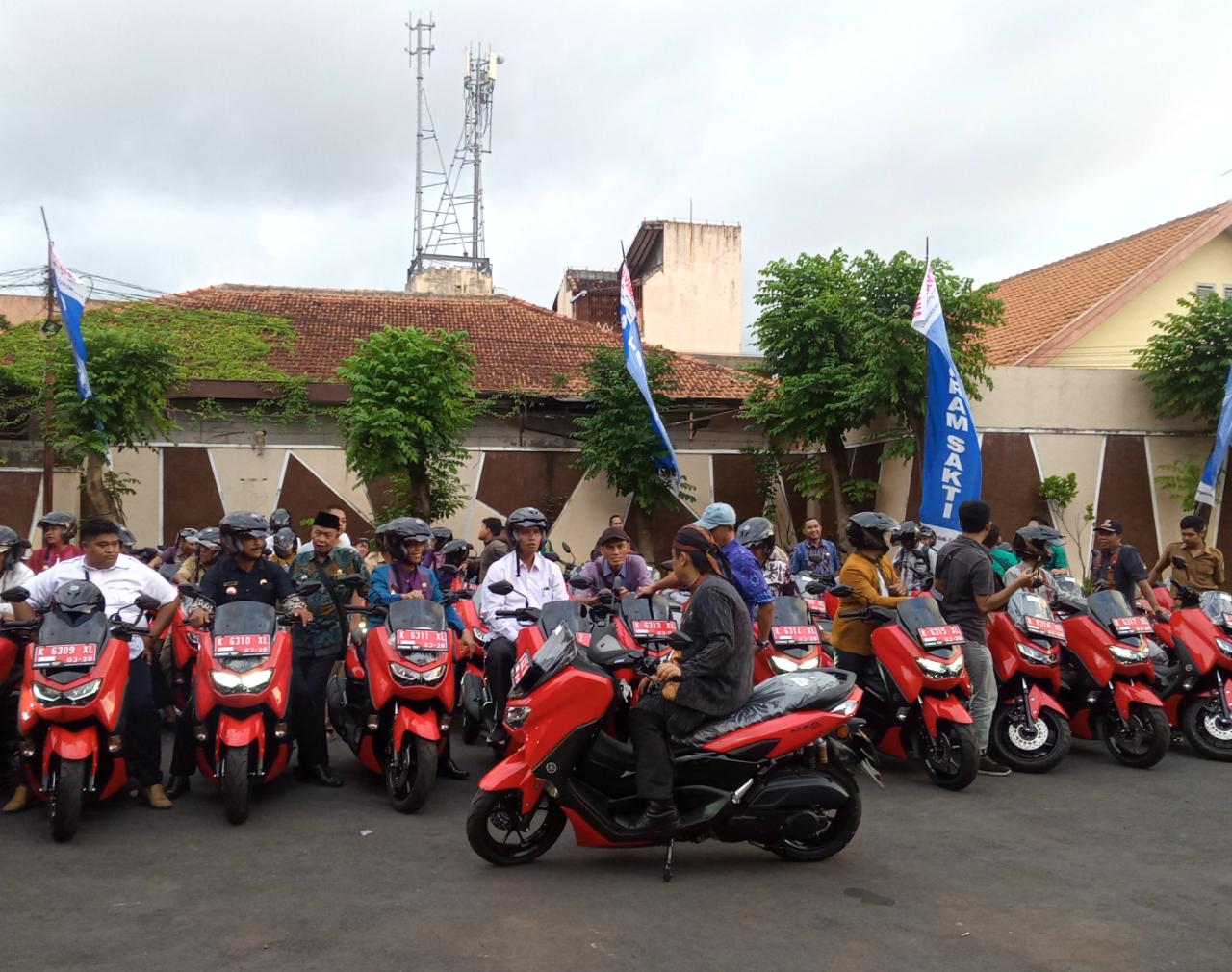 ratusan petinggi se-Jepara mendapat motor Nmax seusai upacara hari jadi ke-474 Jepara (KlikFakta/Nur Ithrotul Fadhilah)