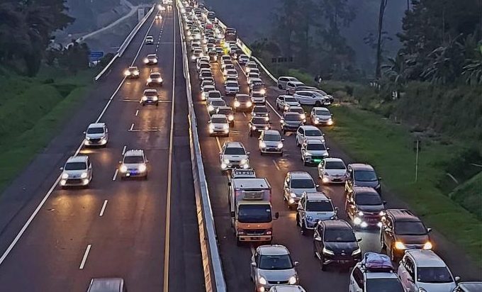 Puncak arus mudik ke arah Jawa Tengah pada Rabu petang (Foto: ReJogja)