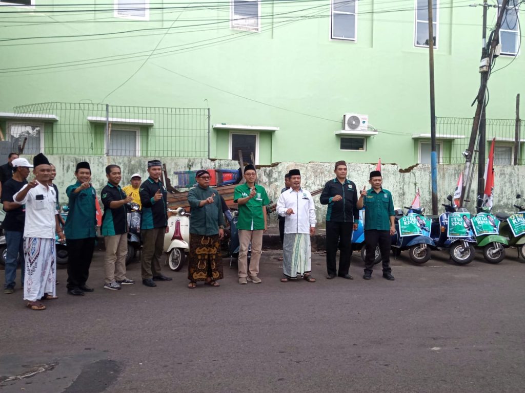 Keunikan Parpol Waktu Ajukan Bacaleg ke KPU Jepara 1 WhatsApp Image 2023 05 13 at 16.28.36