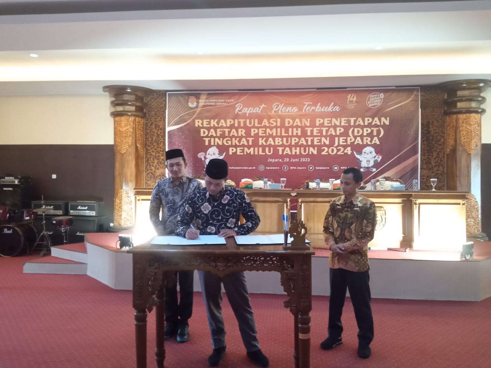 rapat pleno penetapan DPT oleh KPU Jepara (Klikfakta/Nur Ithrotul Fadhilah)