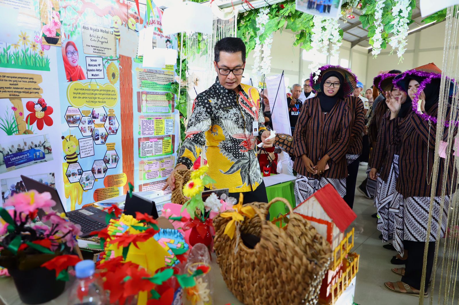 Bupati Kudus Hartopo dalam lokakarya Panen Hasil Belajar yang diikuti 166 calon guru penggerak pada Selasa (4/7) (Foto: Diskominfo Kudus)