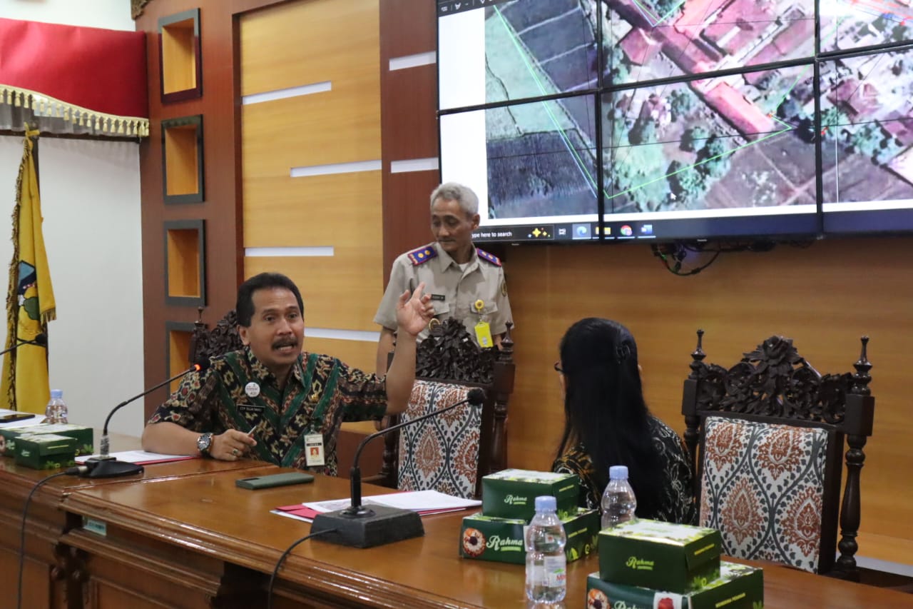 Pemerintah Kabupaten (Pemkab) Jepara tahun ini mengejar penyelesaian penyertifikatan seluruh aset tanah yang dimiliki (Foto: Diskominfo Jepara)