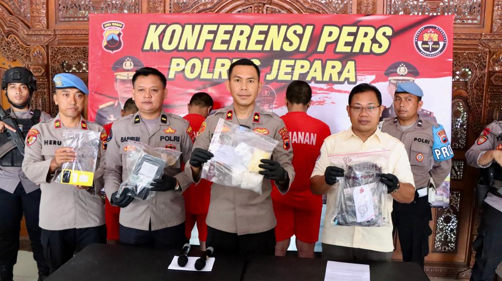 Konferensi Pers dua kasus peredaran narkoba di Mapolres Jepara, Rabu (30/8/2023) (Dok Polres Jepara)