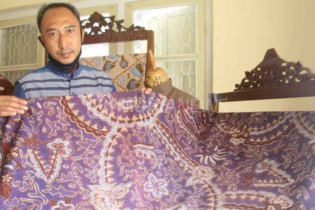 Batik Khas Kudus: Karakteristik Umum 1 kapal kandas e 450x300 1