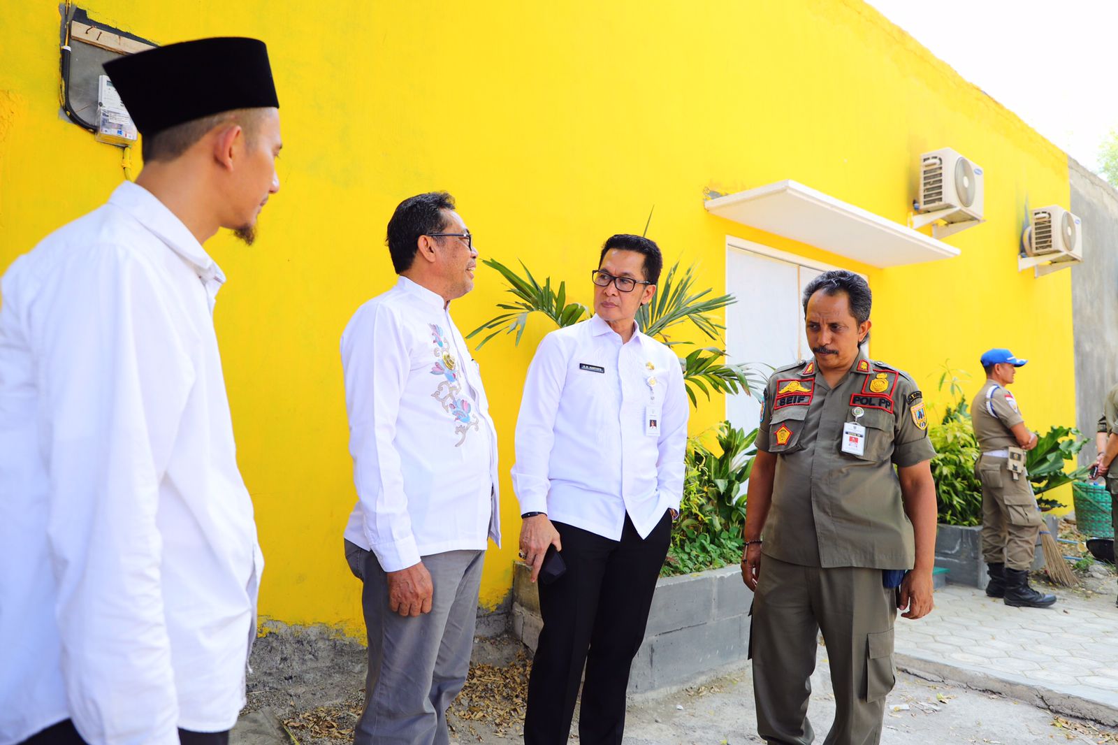 Bupati Kudus Hartopo melakukan koordinasi terkait karaoke ilegal yang membandel di Desa Ngembalrejo pada kamis (14/9/2023)
