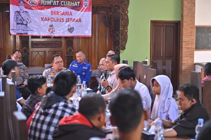 Jumat Curhat Polres Jepara dengan National Paralympic Comitte Indonesia (NPCI) Kabupaten Jepara di Rumah Makan Rengkot Buyut, Jepara pada Senin (5/9/2023) (Foto: Polres Jepara)