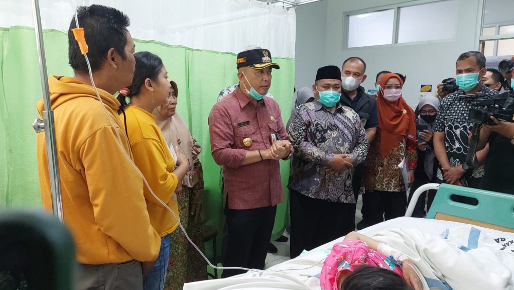Pj Bupati Jepara Minta Petinggi dan Camat Pantau Warga yang Sakit 1 WhatsApp Image 2023 09 29 at 14.06.00 1