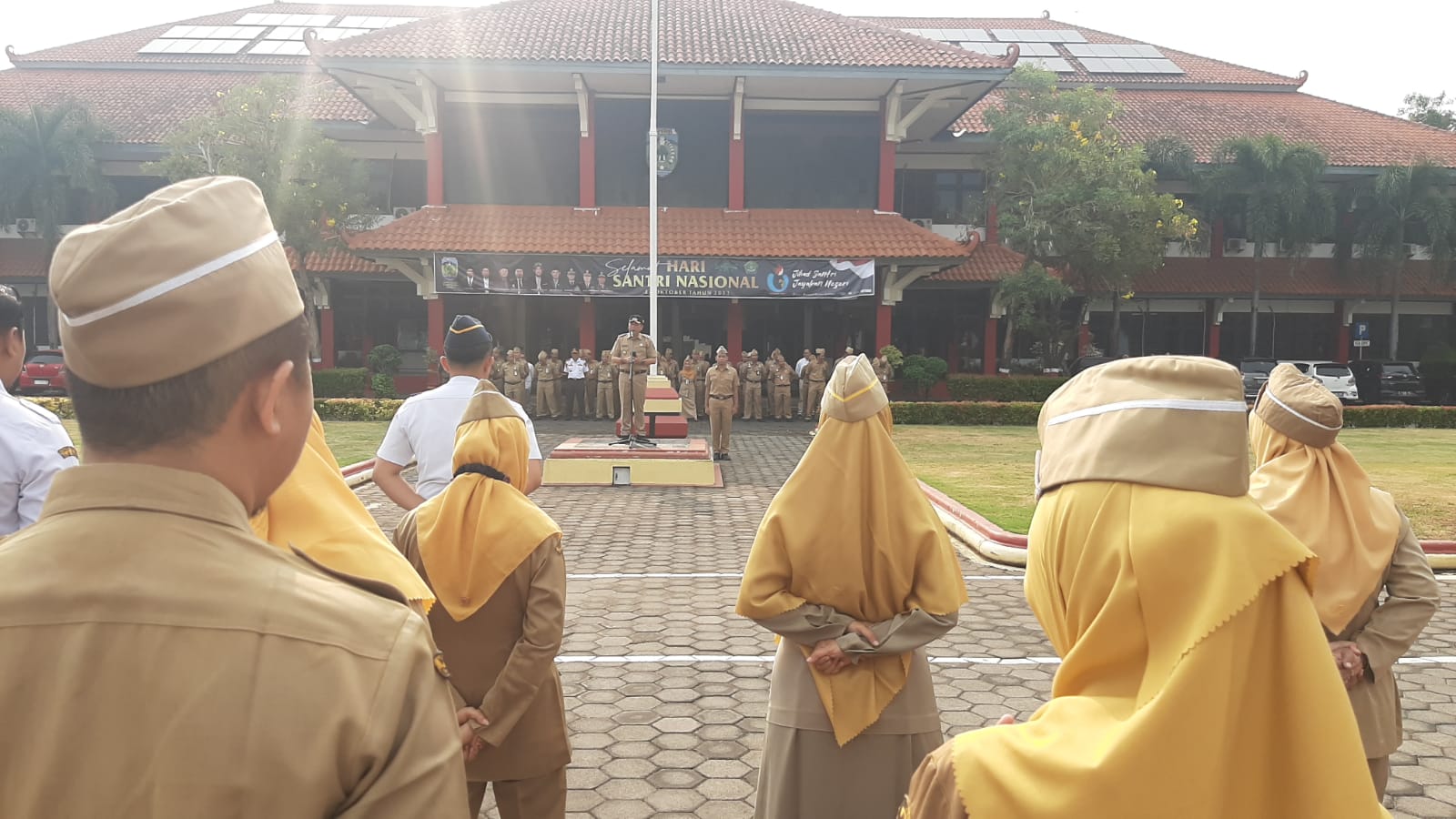 Apel pagi di Halaman Sekretariat Daerah Jepara, Senin (23/10/2023) (Diskominfo Jepara)