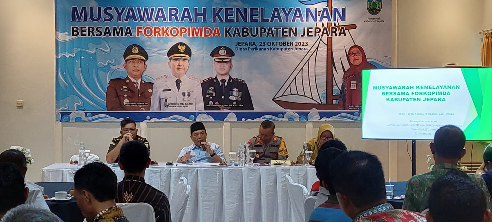 musyawarah kenelayanan bersama Pj. Bupati Jepara Edy Supriyanta, di Maribu Resto, Senin (23/10/2023) (Diskominfo Jepara)