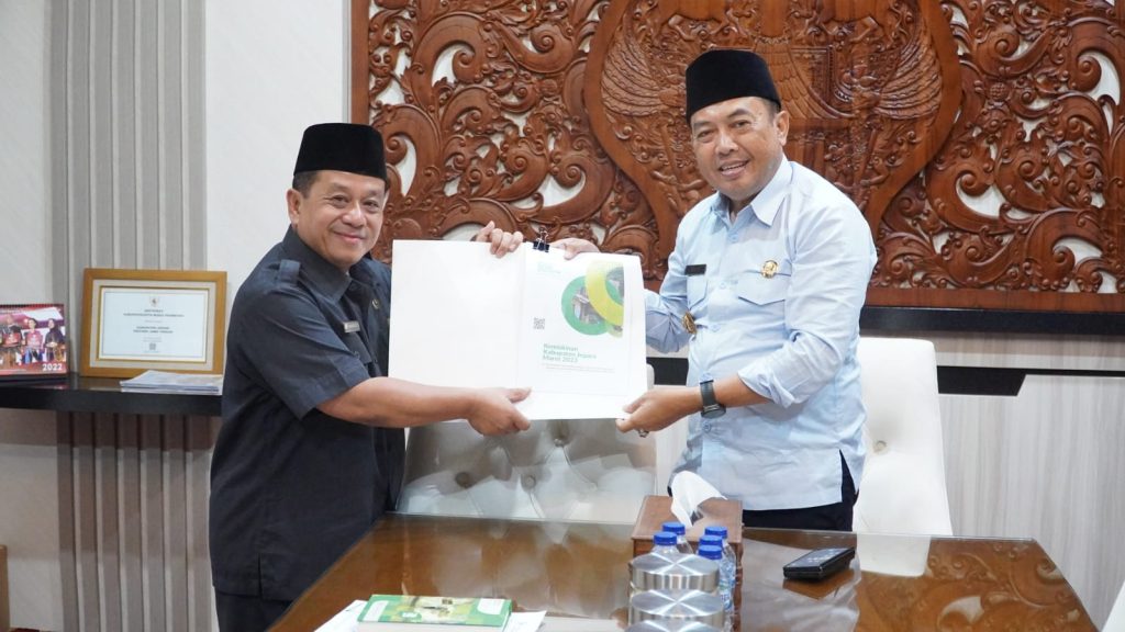Jepara Raih Peringkat 1 Pengentasan Kemiskinan Tingkat Kabupaten se-Jawa Tengah 2 WhatsApp Image 2023 10 23 at 16.59.05