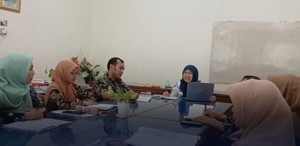 SMAN 2 Bae Beri Cara Ampuh Implementasi Pembelajaran Berdiferensiasi. 1 WhatsApp Image 2023 11 15 at 12.24.57