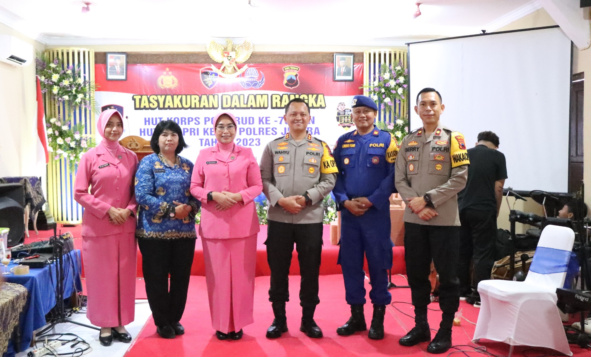 Tasyakuran Hari Ulang Tahun (HUT) Kepolisian Perairan dan Udara (Polairud) ke-73 dan HUT Korp Pegawai Republik Indonesia (KORPRI) ke-52 tahun 2023 di Aula Bhayangkari Polres Jepara, Selasa (12/12/2023) (Istimewa)