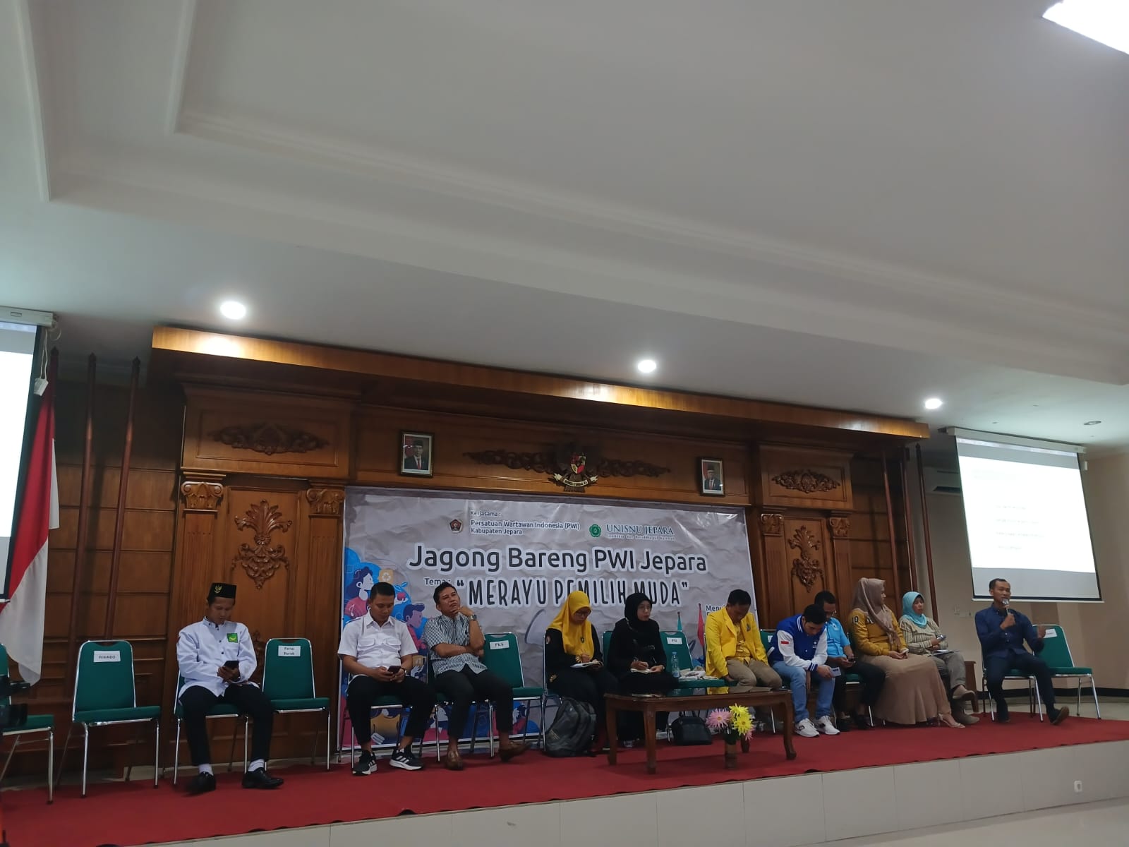 uji publik caleg DPRD Jepara pada Kamis (21/12/2023) di Kampus Unisnu oleh PWI Kabupaten Jepara (KlikFakta/Nur Ithrotul Fadhilah)