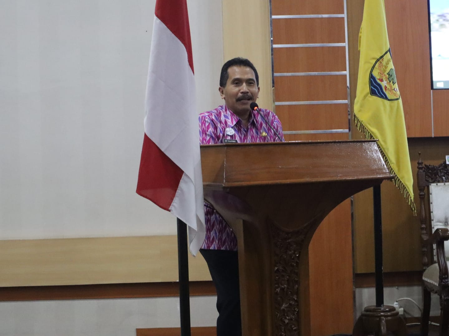 Sekretaris Daerah (Sekda) Kabupaten Jepara Edy Sujatmiko saat membuka pembinaan dan pengarahan bagi tenaga non-ASN Setda Jepara di Gedung Ratu Shima pada Selasa (23/1/2024) (dok, Bakopi Jepara)