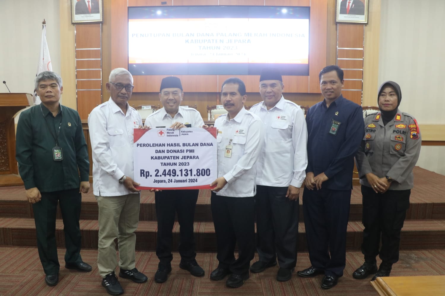 Penutupan bulan dana PMI oleh Penjabat (Pj.) Bupati Jepara Edy Supriyanta di Gedung Ratu Shima Jepara pada Rabu pagi (24/1/2024) (istimewa)