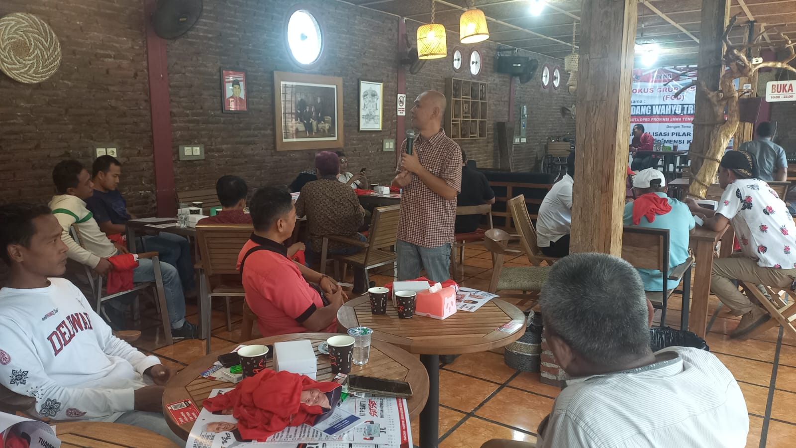 Mantan Bupati Jepara, Dian Kristiandi, mengajak para pendukung Ganjar Pranowo - Mahfud MD untuk tidak takut memenangkan pasangan nomor urut 3 (Istimewa)