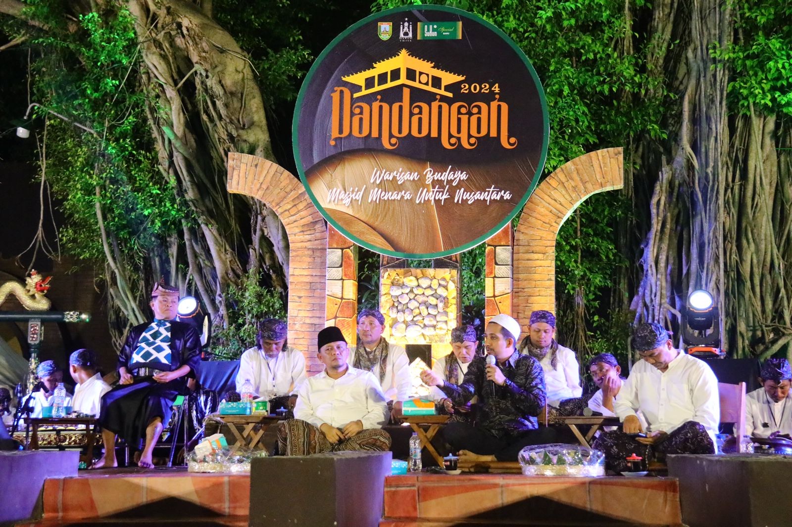 Acara pembukaan tradisi Dandangan di Kudus yang tahun ini diramaikan tidak kurang dari 680 pedagang pada Sabtu (2/3/2024)