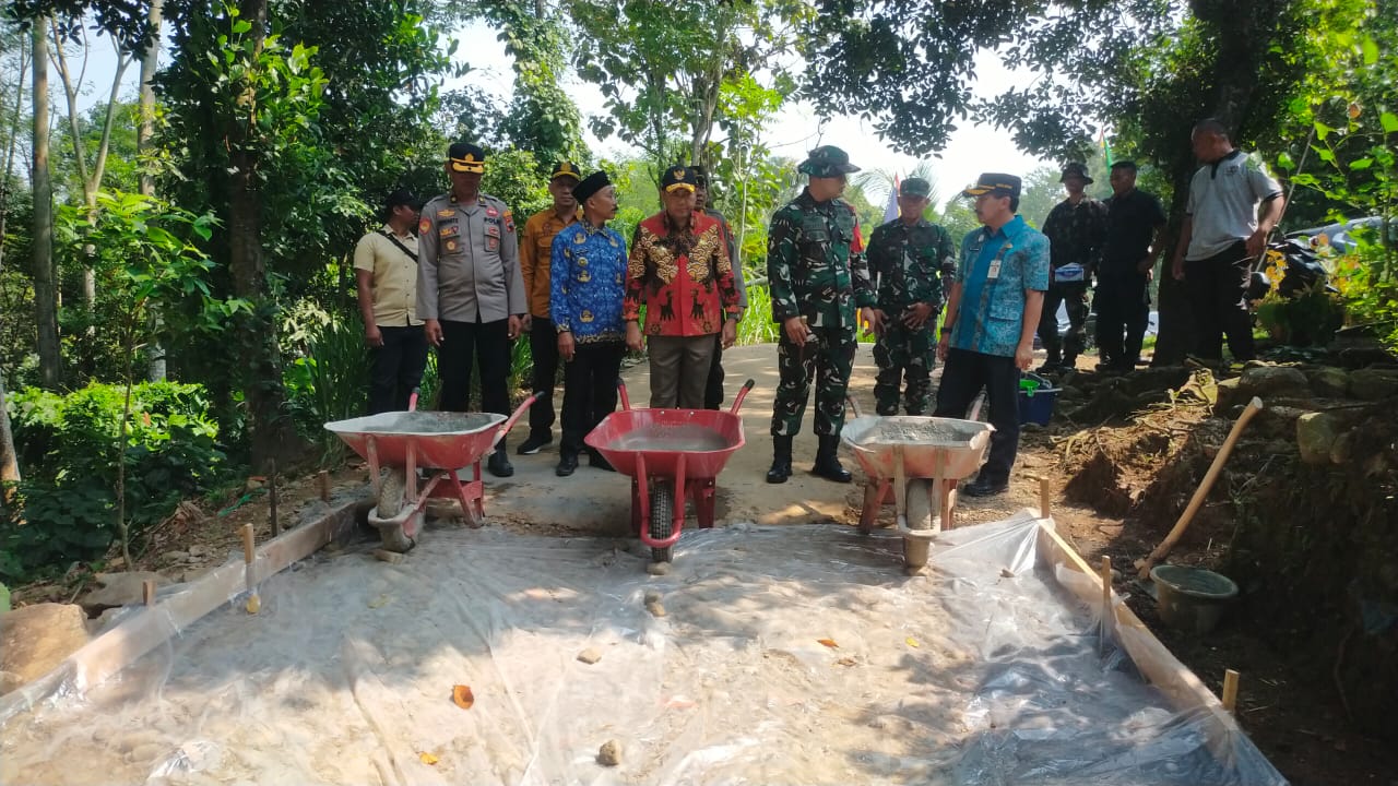 Program TNI Manunggal Membangun Desa (TMMD) Sengkuyung Tahap II Tahun 2024 yang akan berlangsung selama 30 hari, dari 8 Mei hingga 6 Juni 2024