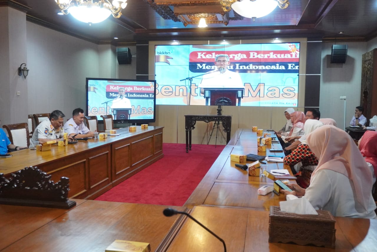Pemerintah Kabupaten Jepara mengikuti Peringatan Hari Keluarga Nasional (Harganas) ke-31 tingkat Provinsi Jawa Tengah secara virtual pada Rabu (12/6/2024)