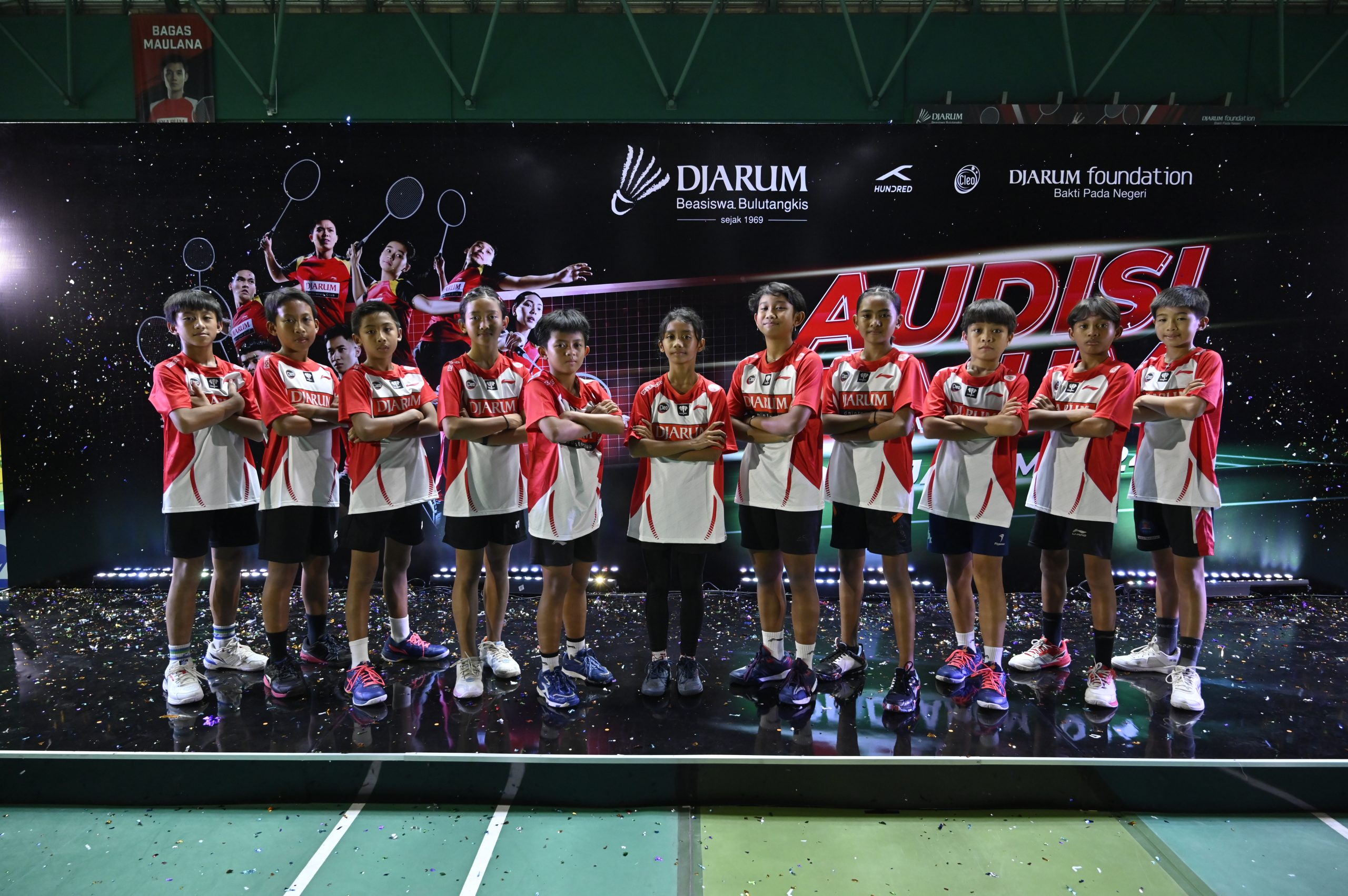 Sebanyak sebelas atlet berhasil meraih Djarum Beasiswa Bulutangkis dan memastikan diri bergabung dengan klub PB Djarum.