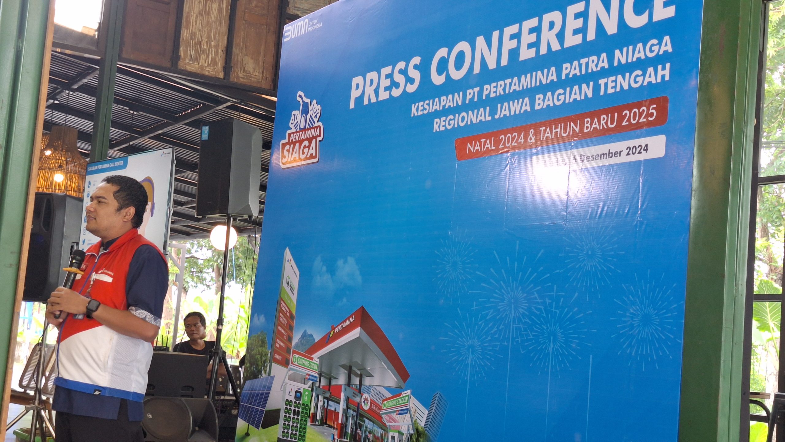 Area Manager Communication, Relations, & Corporate Social Responsibility (CSR) Regional Jawa Bagian Tengah PT Pertamina Patra Niaga, Brasto Galih Nugroho dalam Konferensi Pers Satgas Natal 2024 dan tahun baru 2025, di Kudus pada Jumat (6/12/2024)