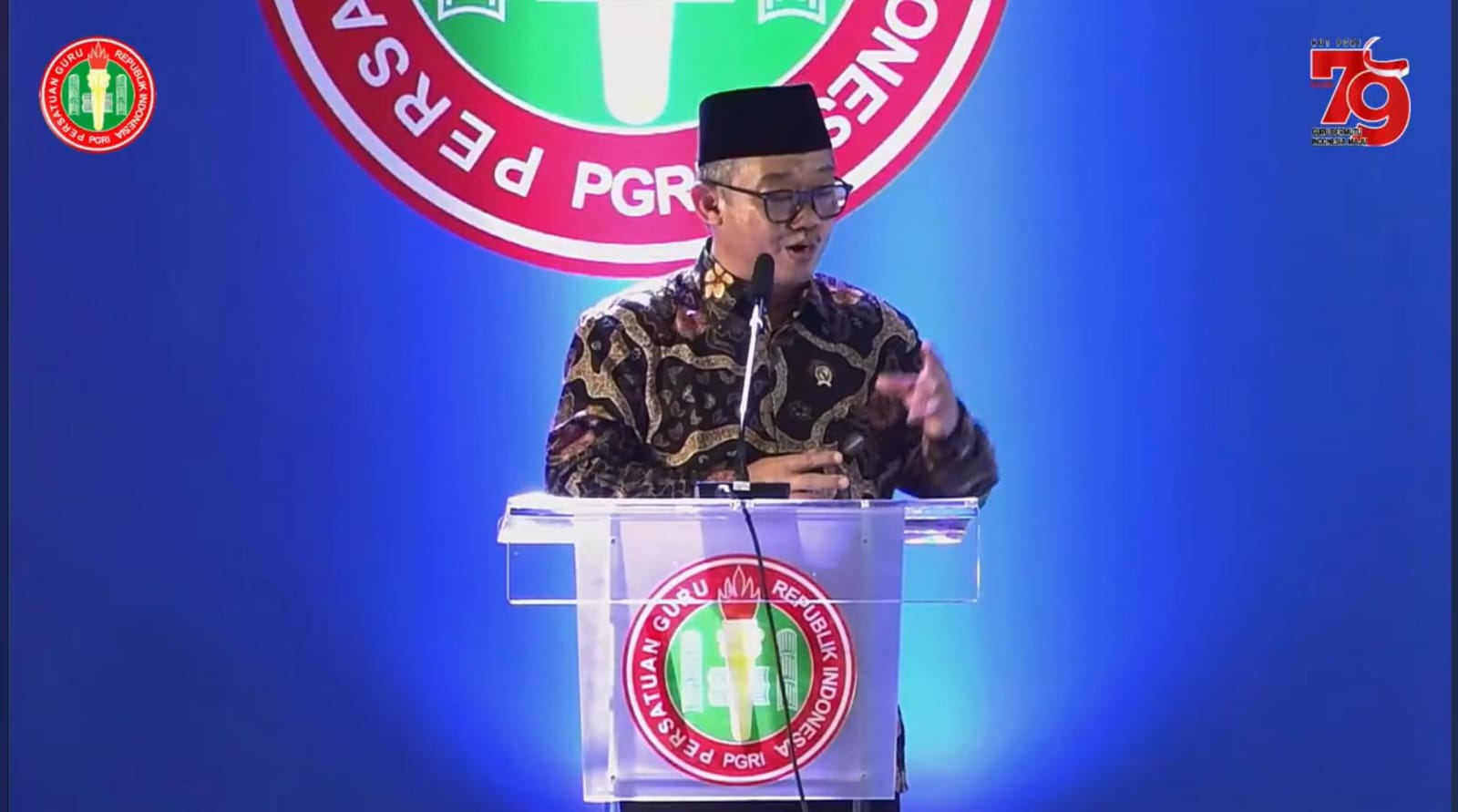 Menteri Pendidikan Dasar, Professor Abdul Mu'ti pada puncak Peringatan Hari Ulang Tahun (HUT) ke-79 Persatuan Guru Republik Indonesial (PGRI) dan Hari Guru Nasional (HGN) di Jakarta pada Sabtu (14/12)