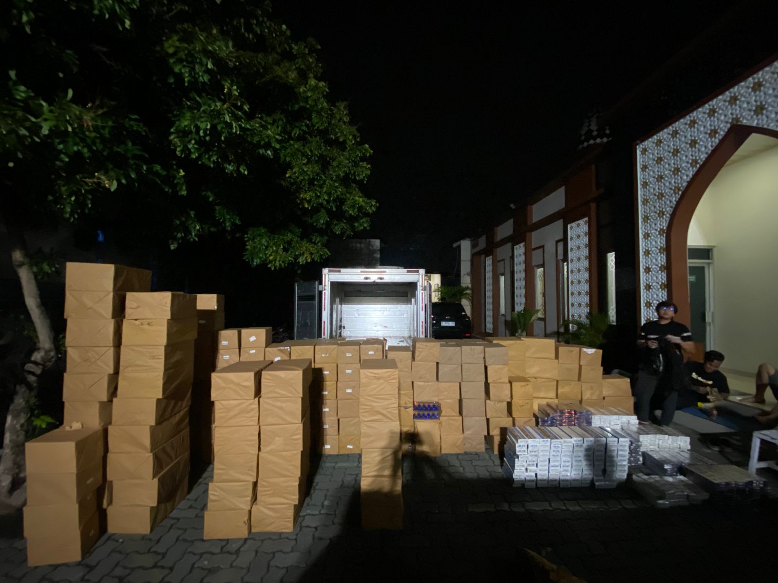 Ratusan ribu rokok ilegal yang ditindak Bea Cukai Kudus pada Jumat (8/11/2024) di Jalan Raya Blora-Purwodadi, Kecamatan Purwodadi