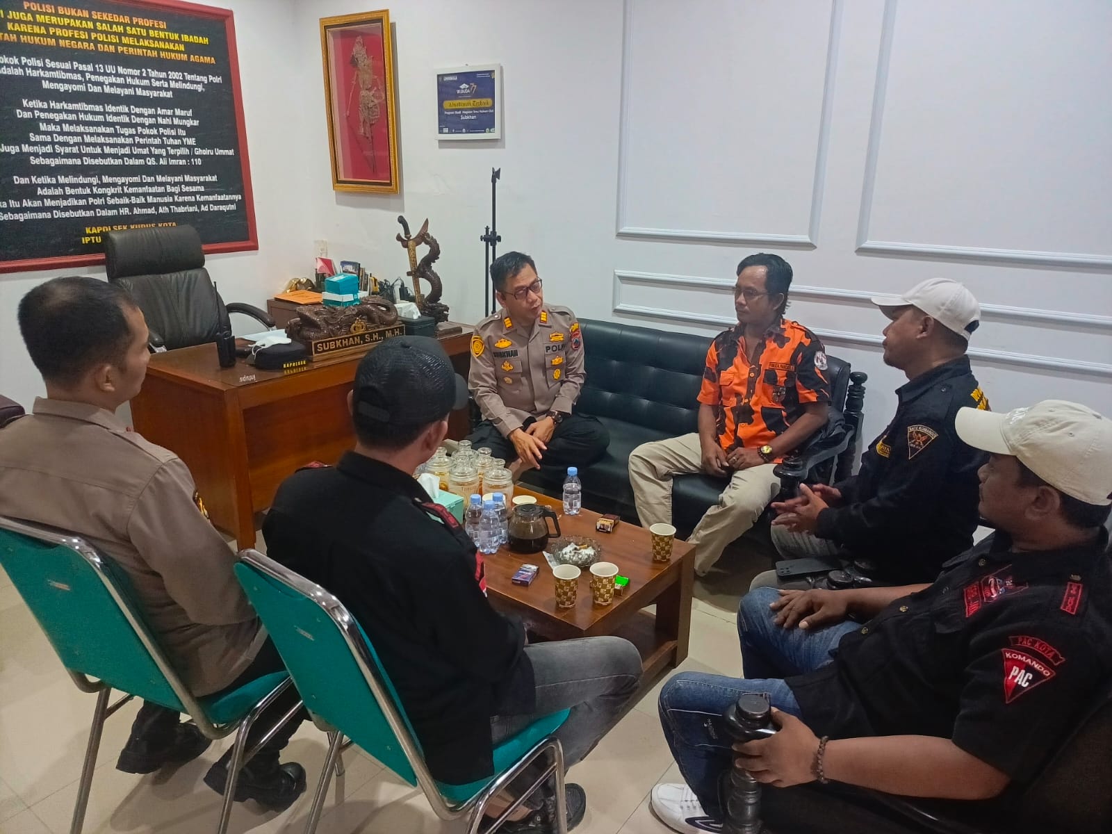 Mediasi Ormas Pemuda Pancasila dan GRIB Jaya di Mapolsek Kudus Kota pada Rabu (15/1/2025)