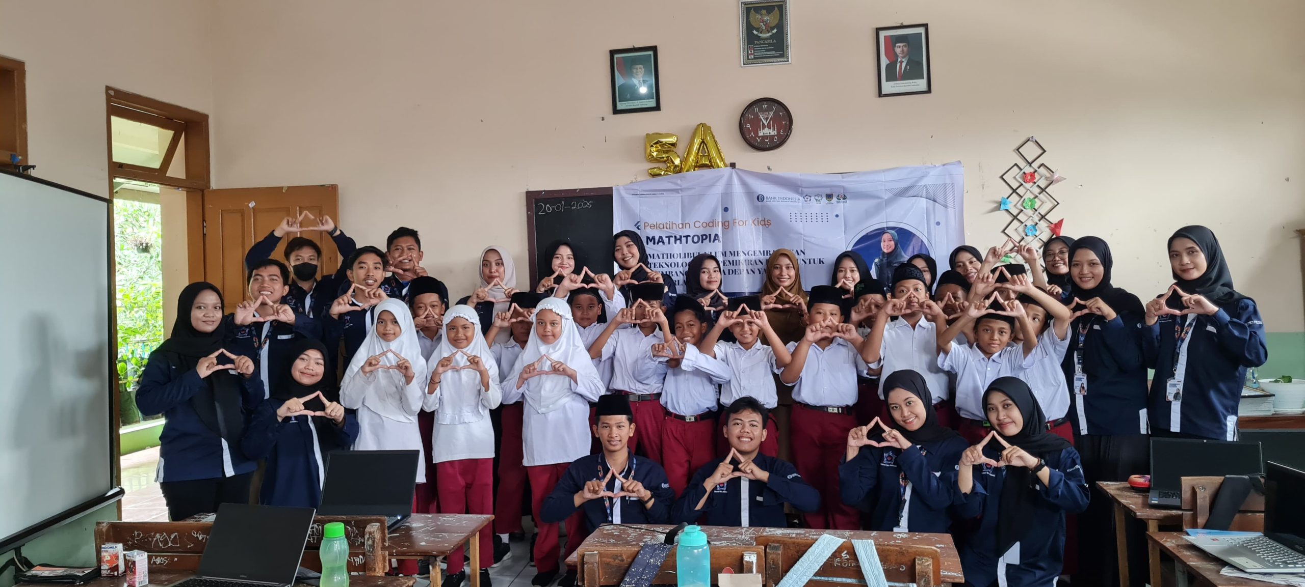 Coding For Kids bertemakan “Mathtopia” atau Matholibul Ulum Mengembangkan Teknologi dan Pemikiran Kritis untuk Membangun Masa Depan yang Cemerlang pada Senin (20/1/2025).