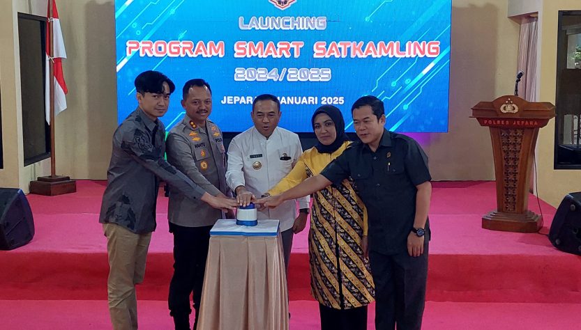 Polres Jepara melaunching Aplikasi Satuan Keamanan Lingkungan (Satkamling) pada Jumat (3/1/2025) di aula Polres Jepara.