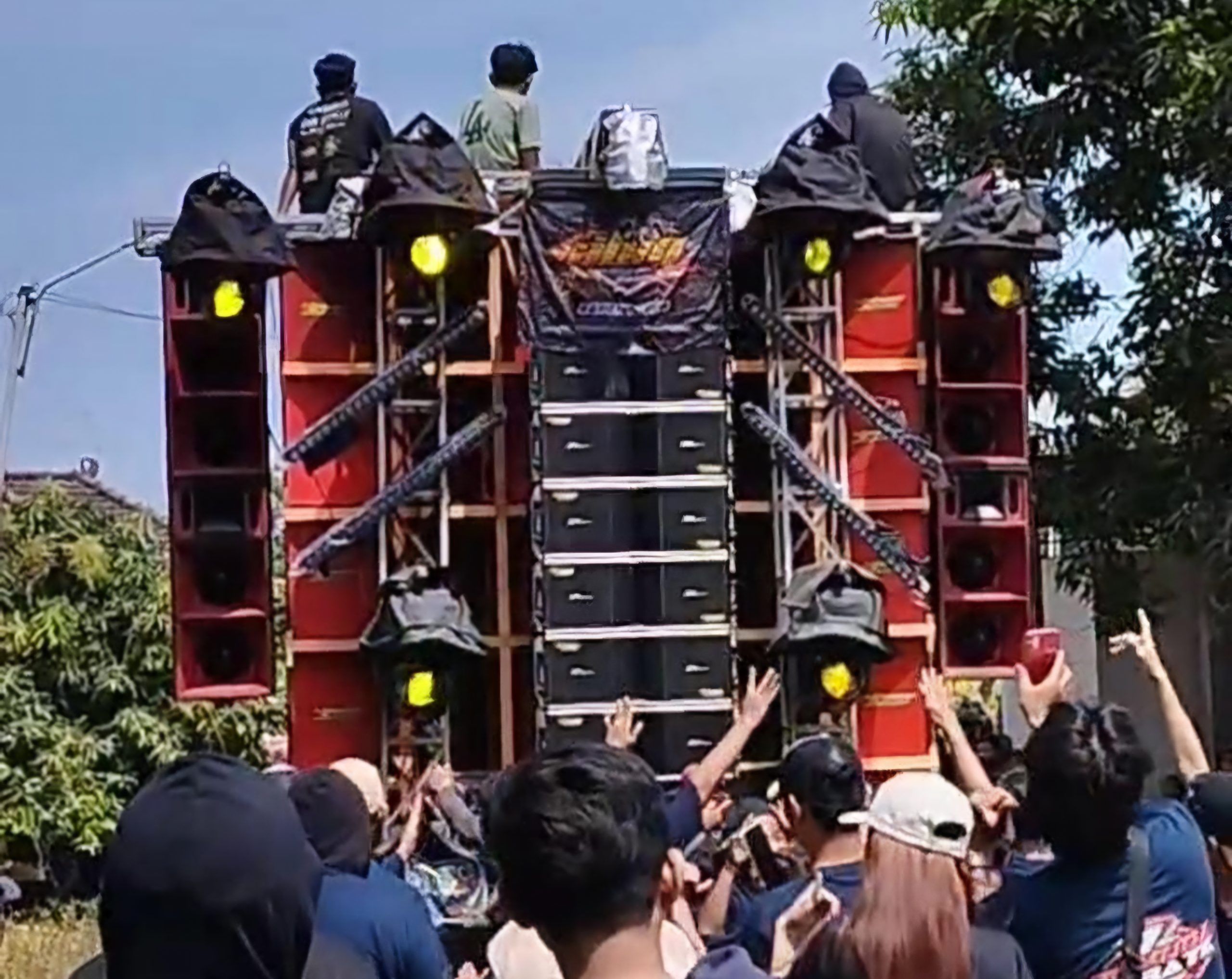 Truk sound horeg (sumber: istimewa)
