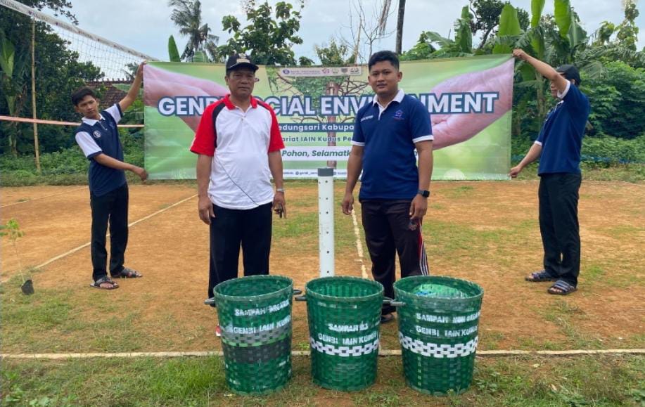 GenBI Komisariat IAIN Kudus kembali adakan pengabdian dalam kegiatan Desa Binaan, yaitu penanaman 1000 bibit pohon, Kamis (27/2/2025)