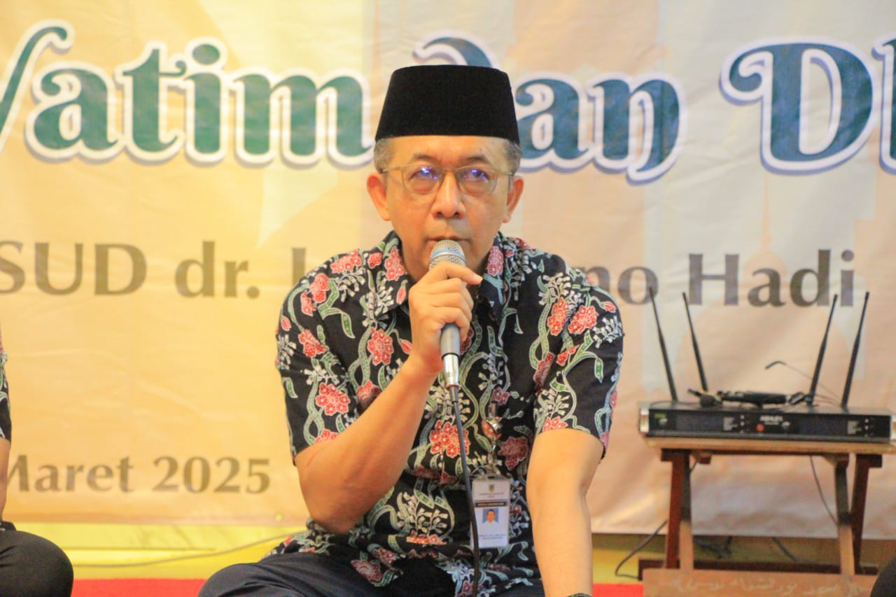 Direktur RSUD dr. Loekmono Hadi dr. Abdul Hakam, M.Si., Med., Sp.A. menjelaskan, ada 15 poliklinik yang buka ekstra time saat masa cuti lebaran