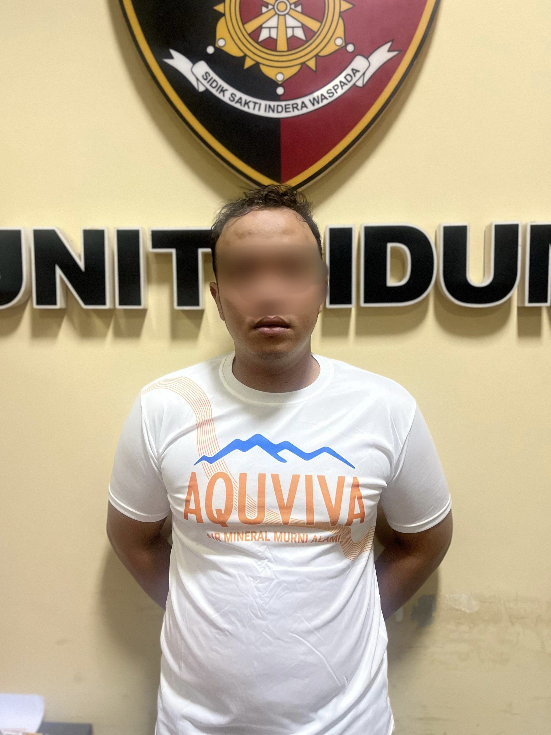 MZI (34) pelaku pembunuhan terhadap seorang wanita berinisial SR yang ditemukan di salah satu hotel si kawasan Kota, Kabupaten Kudus