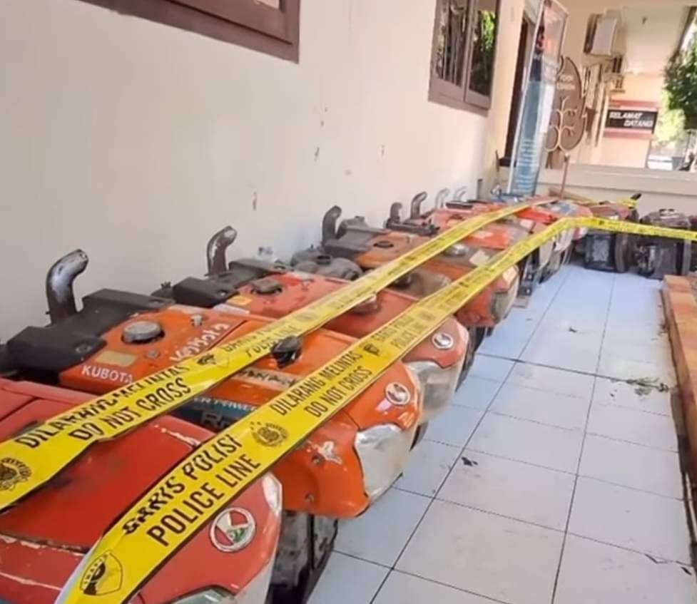 Barang bukti traktor curian tersangka (foto: Media Indonesia)