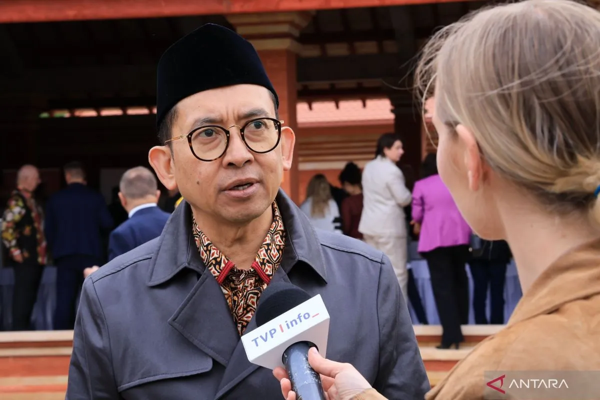 Menteri Kebudayaan (Menbud) RI Fadli Zon saat diwawancarai di Strzelinko, Kota Slupsk, Polandia, Senin (16/6/2025). (Foto: ANTARA/Muhammad Zulfikar)