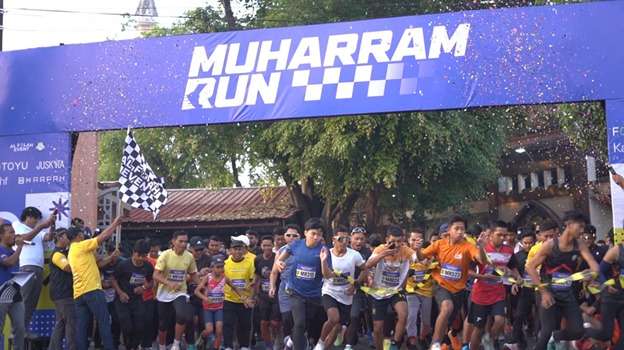 Para pelari Muharrun 1447 H di Masjid Raya Al Falah Sragen, Sabtu, 12 Juli 2025