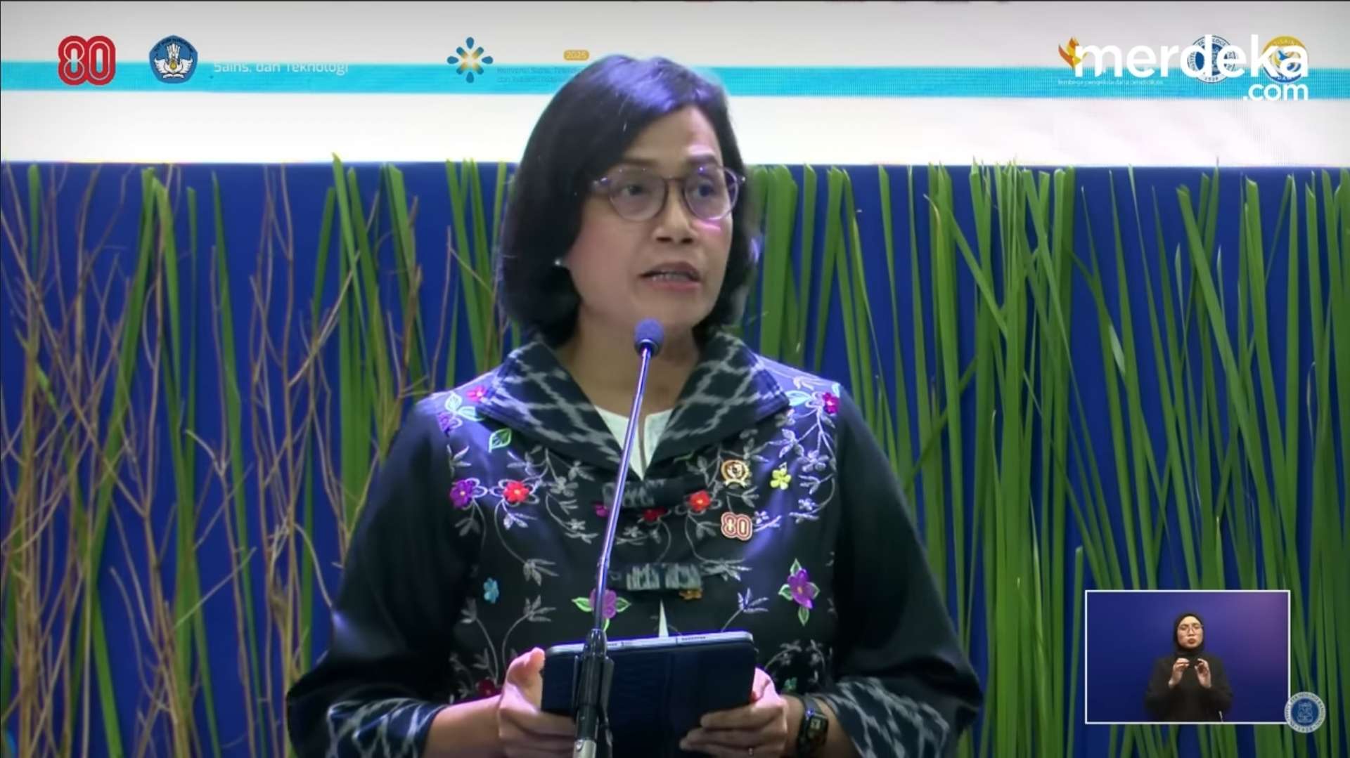 Menteri Keuangan Sri Mulyani dalam forum Konvensi Sains, Teknologi, dan Industri ITB pada Kamis (7/8/2025) (foto: tangkapan layar kanal Youtube MerdekaDotCom)