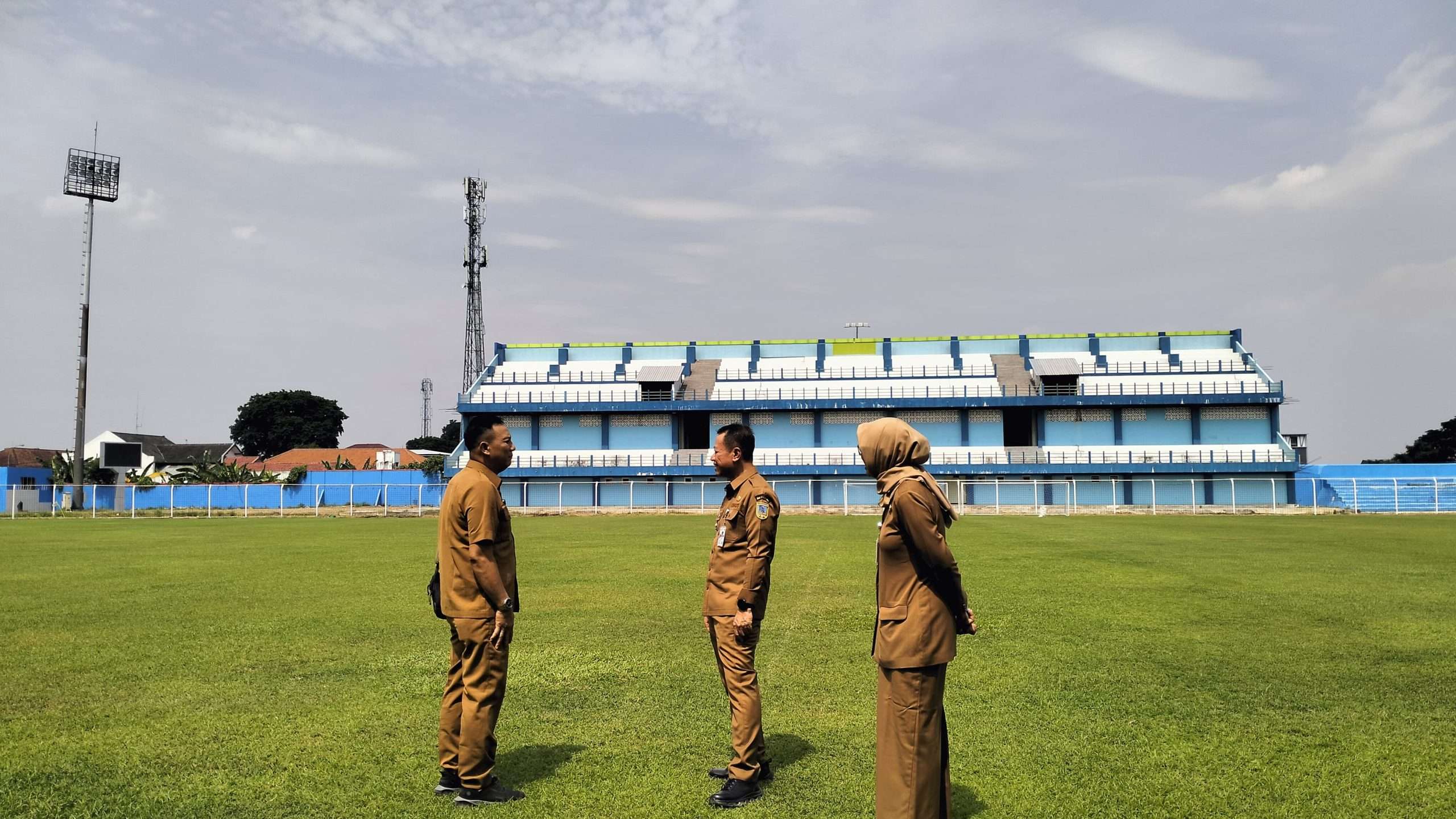 Bupati Kudus, Sam’ani Intakoris saat kunjungannya ke Stadion Wergu Wetan